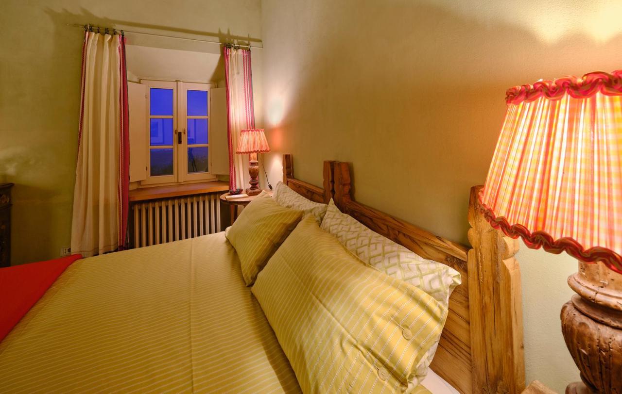 Bed and breakfast Il Castello Di Tassara Extérieur photo